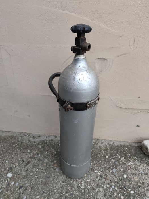 Бутилка за CO2 -телоподващо