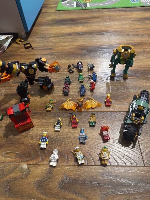 Lego ninjago minifigurine(separati și ne separați)