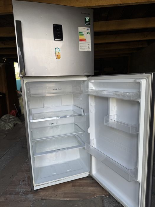 Продам холодильник Samsung No Frost