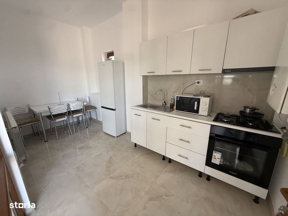 De închiriat apartament 2 camere decomandat 65 mp + terasa 30 mp et 2