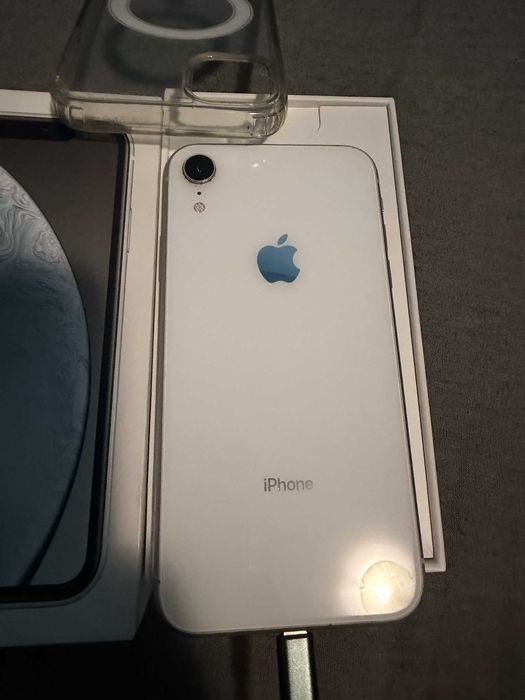 Iphone Xr - alb 64 gb impecabil