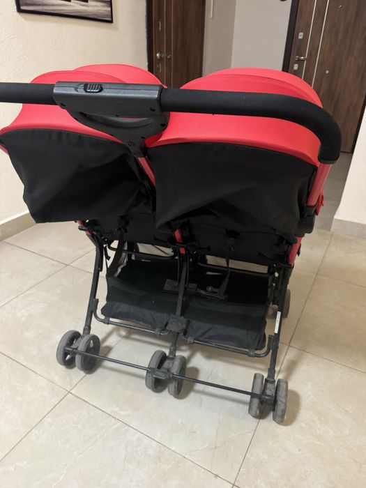 Двойная коляска от chicco