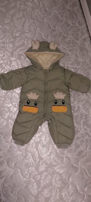 Продам детский осенний комбинезон