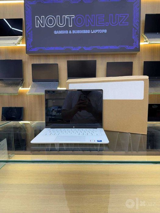 Ноутбук HP OmniBook 5 Intel Core 5 120U 16/512GB 14.0 2K OLED