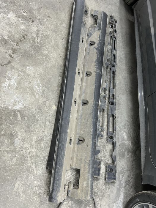 Дверь с порогами