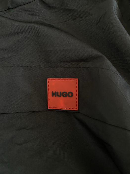Geaca HUGO BOSS, noua cu eticheta marimea L