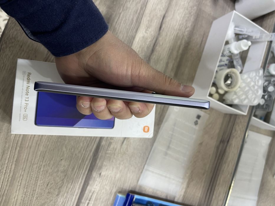 Продам срочно Redmi note 13pro+ 5g ideal full komplekt