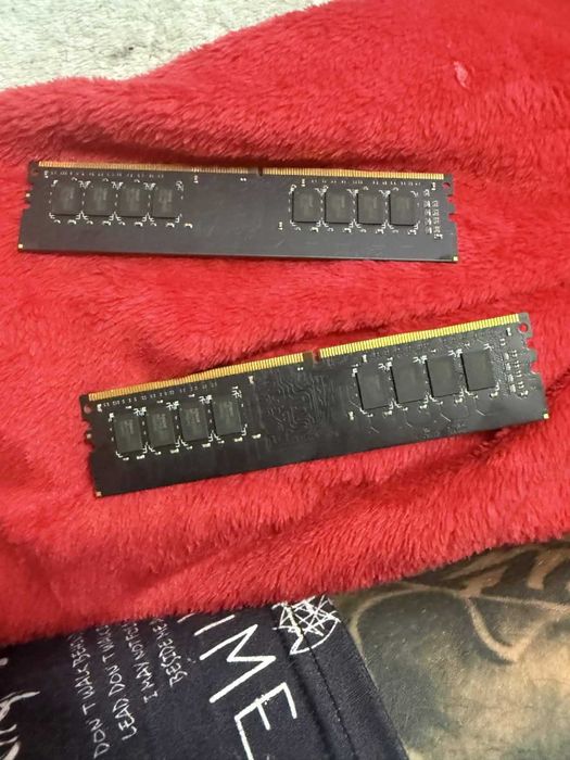 RAMI 32 gb unb ddr 4 2400 CL 17