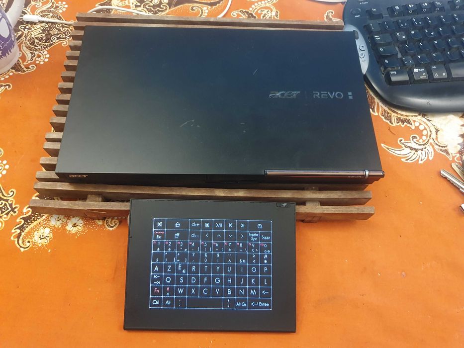 Acer REVO 100 RL100 Nettop Blu ray disc player computer muzica