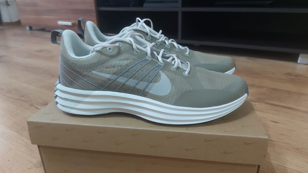 Nike Lunar Roam 44 нови