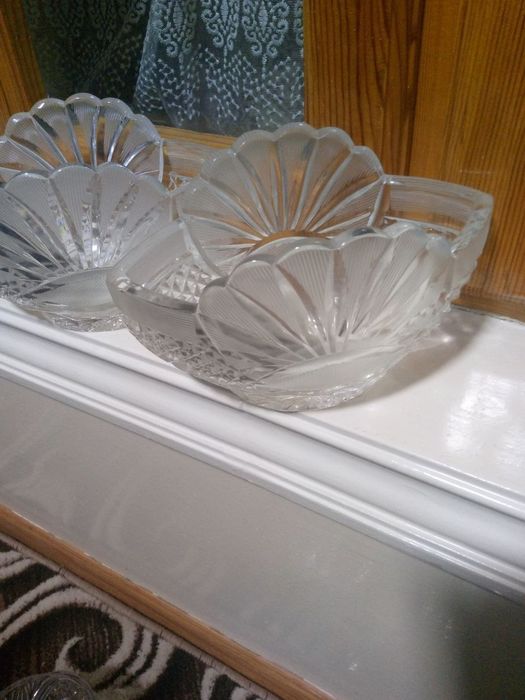 Idish tovoqlar sotiladi xrustal qora shaxzoda