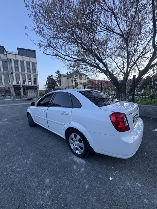 Lacetti Gentra 2022 sotiladi