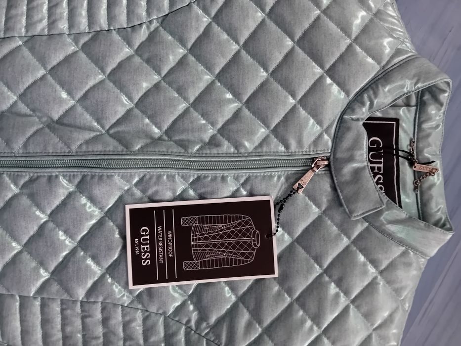 Оригинално яке"Guess"