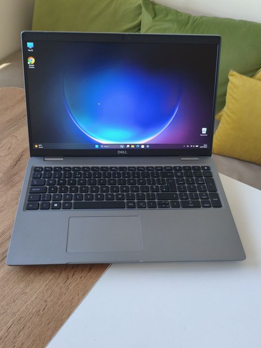 работна станция Dell Precision 3580 - i7-1360P, NVIDIA RTX A500, 16 GB DDR5 4800 MT/s RAM