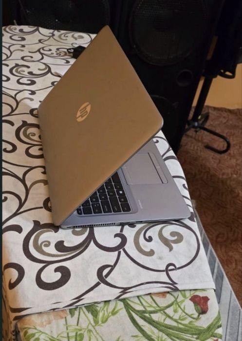 Laptopuri HP i5.