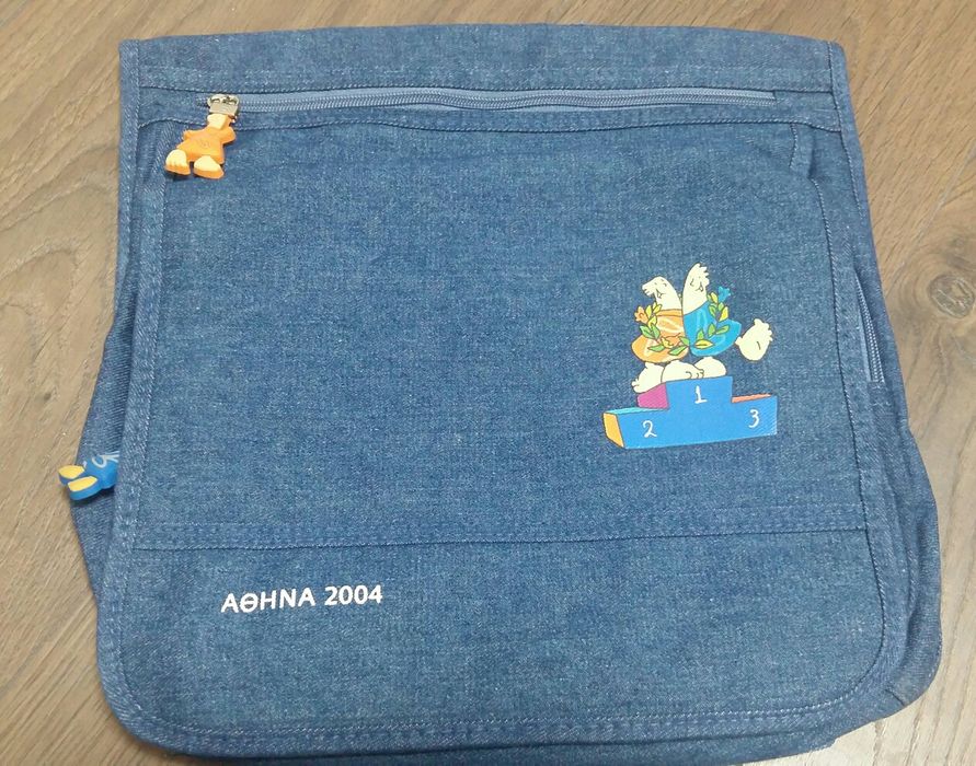 Дънкова чанта с човечета