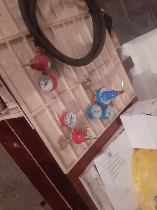 Углекислота,газовый резак продам