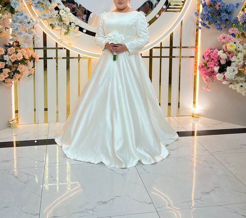 Свадебное платье