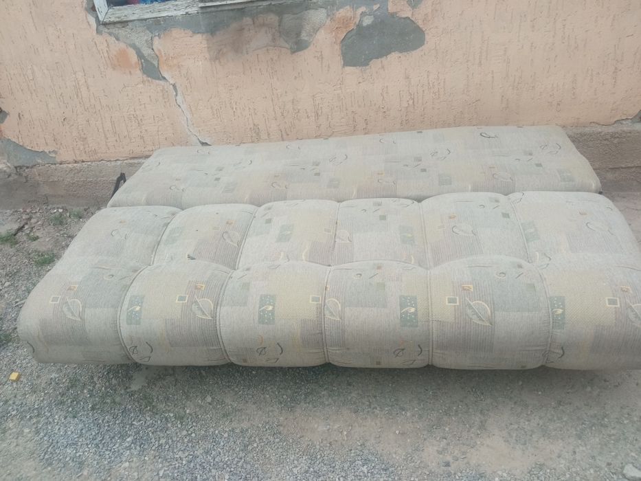 Продам срочно Диван