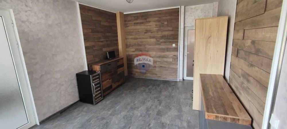 Продава се Тристаен апартамент в Варна, Младост 1 - 106 кв.м за 2076 €/кв.м - Снимка #6