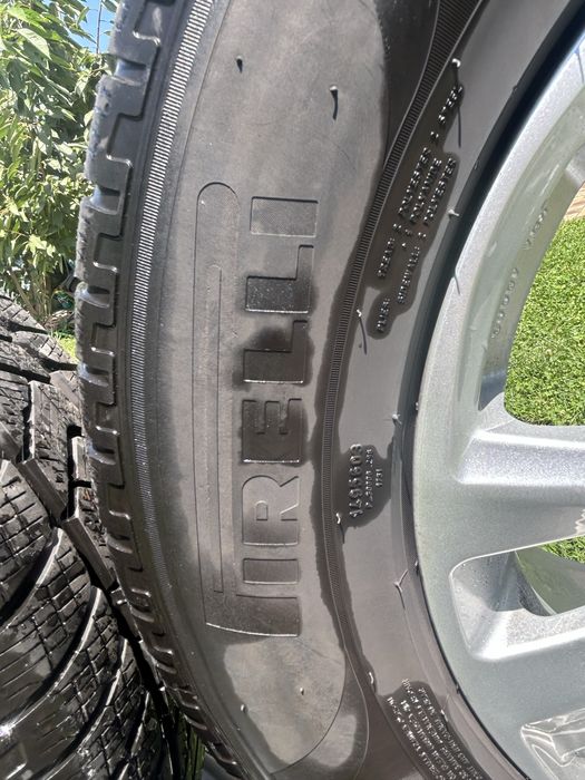 4 Roti (jante Oxxo +cauciucuri) Renault, Dacia, Nissan, Mitsubichi, Suzuki 5x114,3  Pirelli Scorpion 225/65 R17 iarna