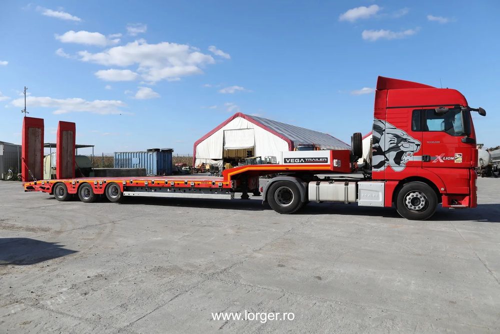 Altul Vega 3 axe lowbed, fabricat în 2022.