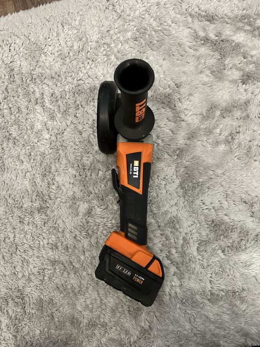 BTI A18 Wks BL Ъглошлайф