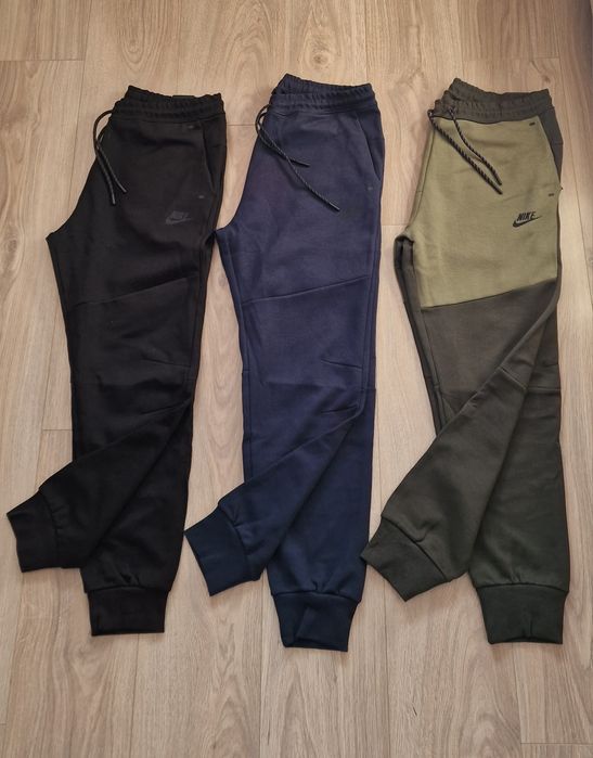 Страхотно мъжко долнище NIKE размер S M L XL