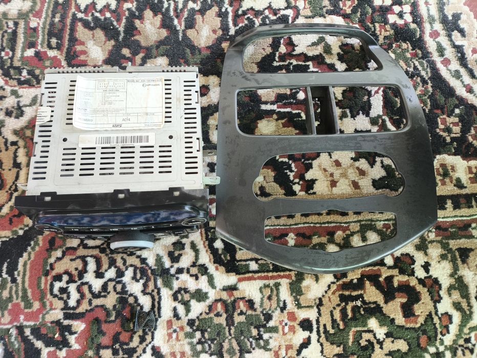 Spark magnitafon. Ramkasi bilan