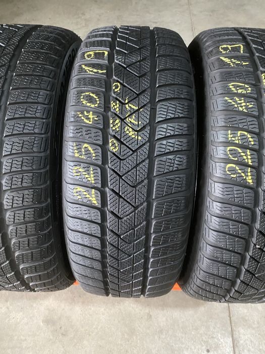 Anvelope iarna 225/40/19 Pirelli Sottozero 3 RFT 225 40 19 R19