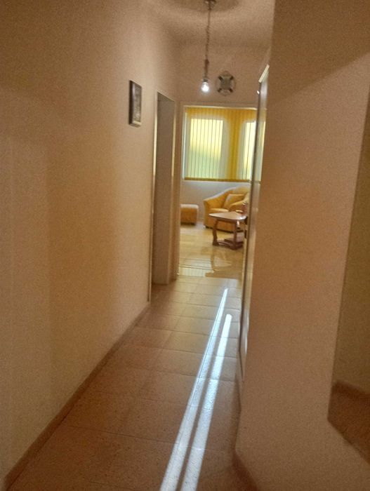 Дава се под наем Тристаен апартамент в Варна, Център - 86 кв.м за 459 € - Снимка #6