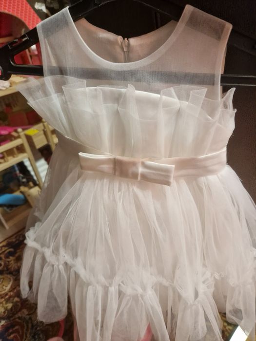 Официална рокля размер 18 месеца