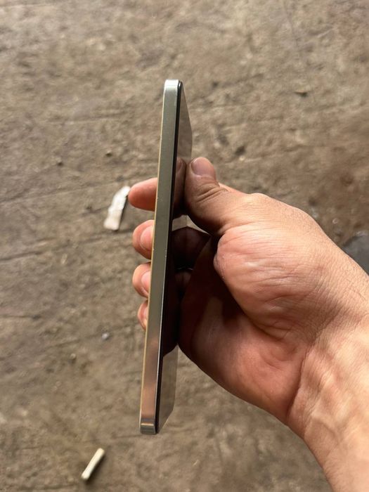 VIVO v25 e 128 GB B/U