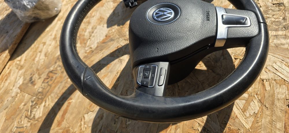 Volan  Vw Golf 6 cu  modul coloana,airbag,spira si manete