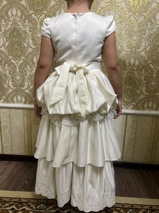 Платье бальное