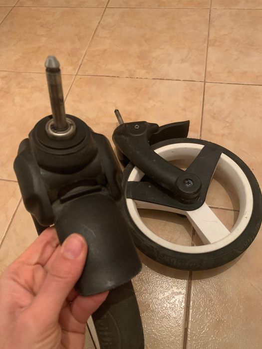 Бебешка количка с летен и зимен кош