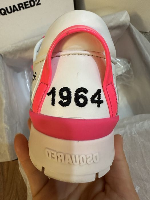Оригинални  нови Dsquared2 sneakers, 36 Намаление от 290