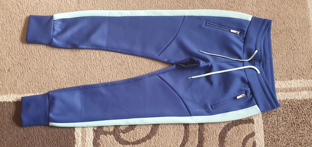 Pantaloni drumetie / munte ICEPEAK