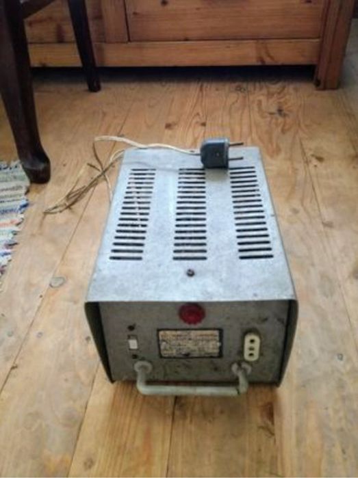 Stabilizator tensiune tip Rst-200 utilizat