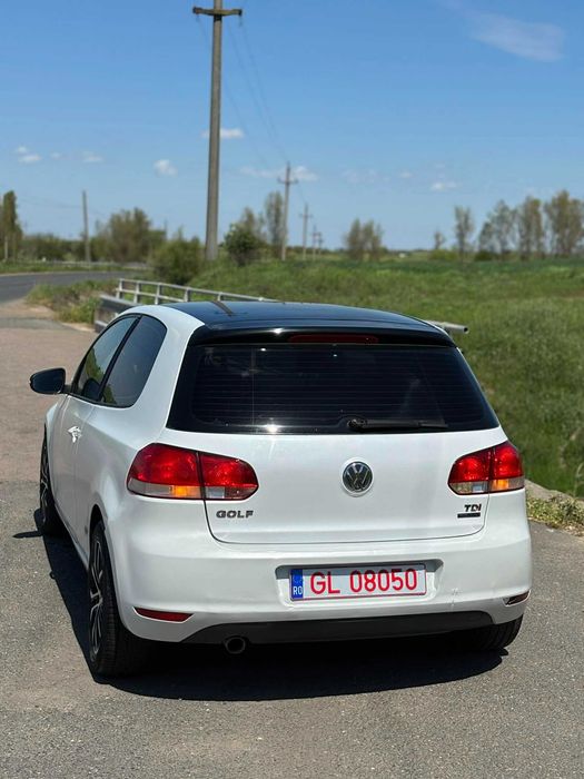 VOLKSWAGEN Golf 2012 — imagine 5