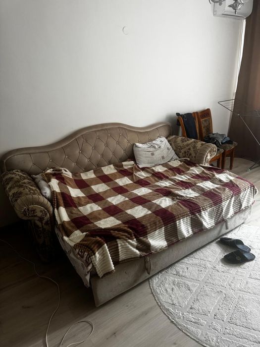 Продам диван в хорошем состоянии