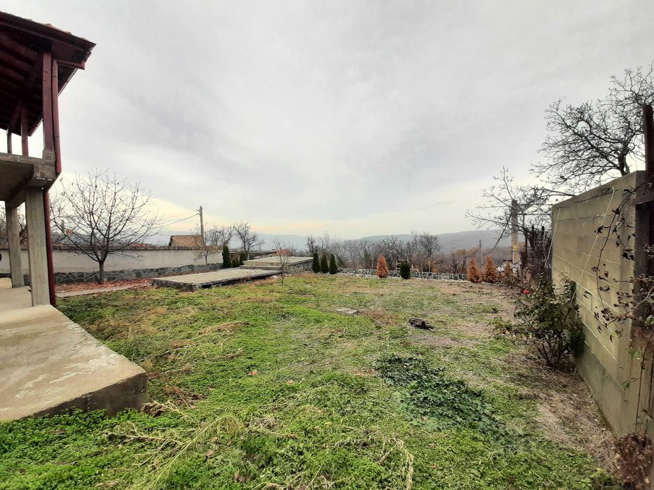 Продава се Къща в с. Извор, Област Пловдив - 165 кв.м за 848 €/кв.м - Снимка #2