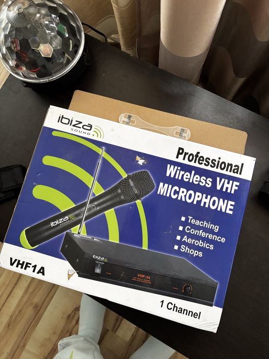 Vand microfon fara fir