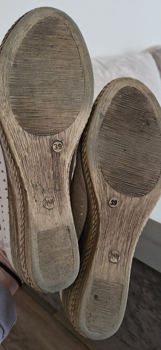 Дамски обувки, естествена кожа.