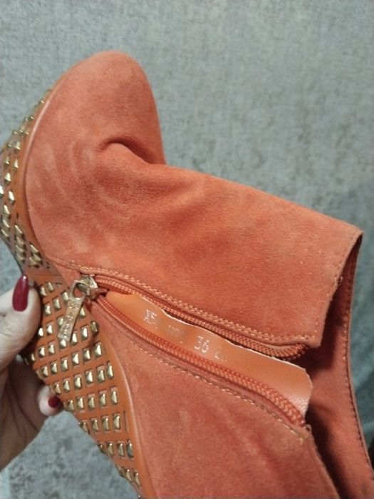 Продаю ботинки на платформе