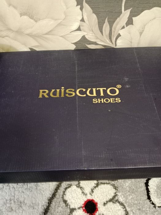 Продам женский демисезонные сапоги