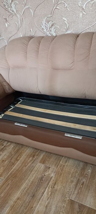 Диван с креслами