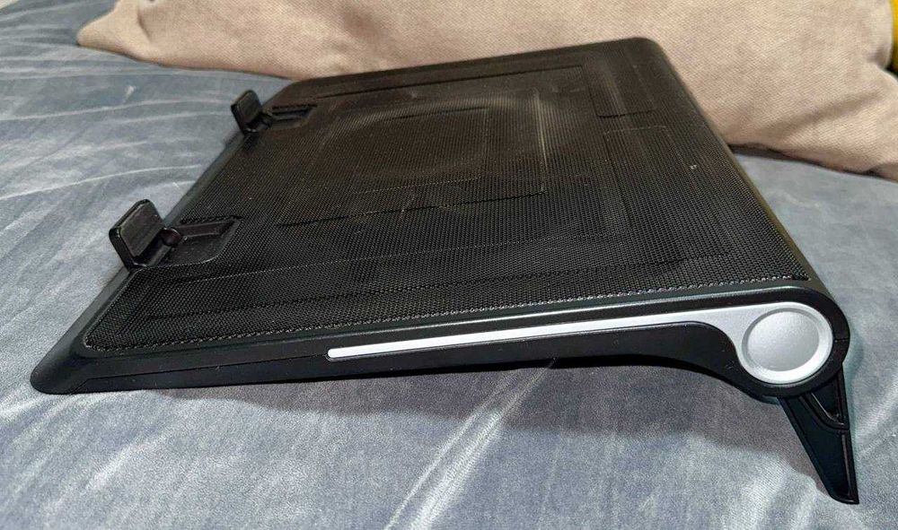 Подставка для ноутбука DEEPCOOL N180 FS черный