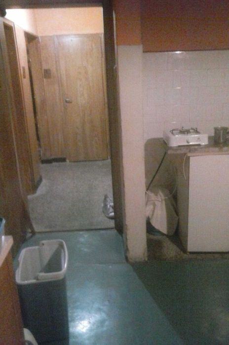 Продава се Четиристаен апартамент в Стара Загора, Център - 92 кв.м за 915 €/кв.м - Снимка #15