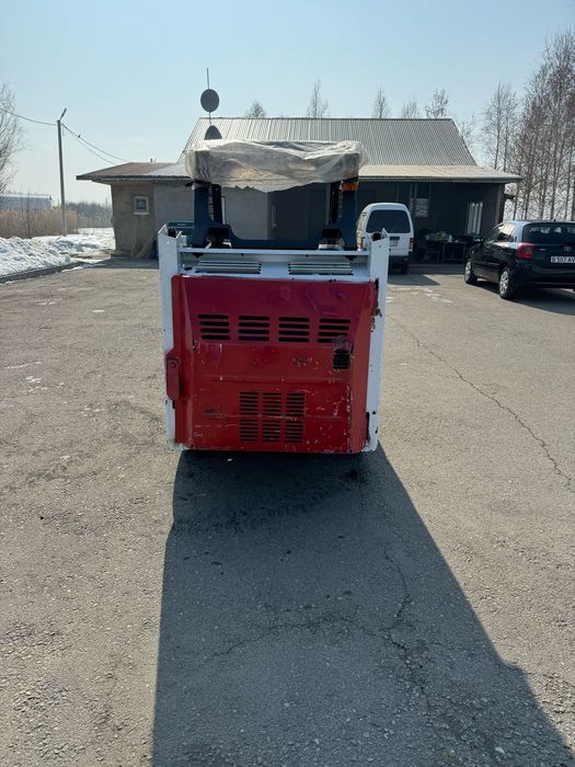 Продам бобкат 533.    2001 года